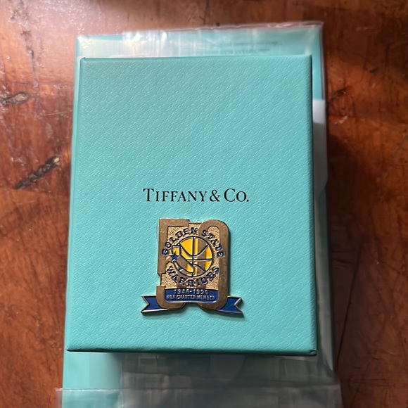 Tiffany & Co. Sterling Silver Compact/Charter Member Edition for Golden State!! - Picture 5 of 6